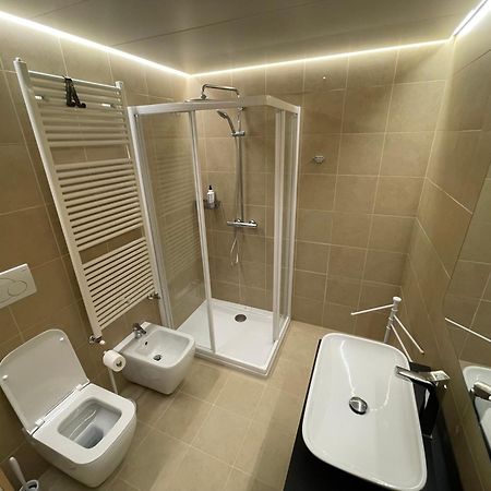 Habitat Guest House Trento Esterno foto