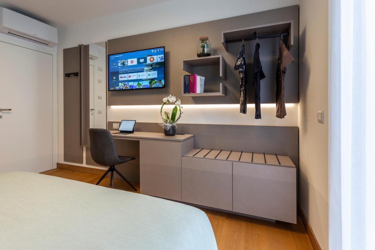 Habitat Guest House Trento Esterno foto