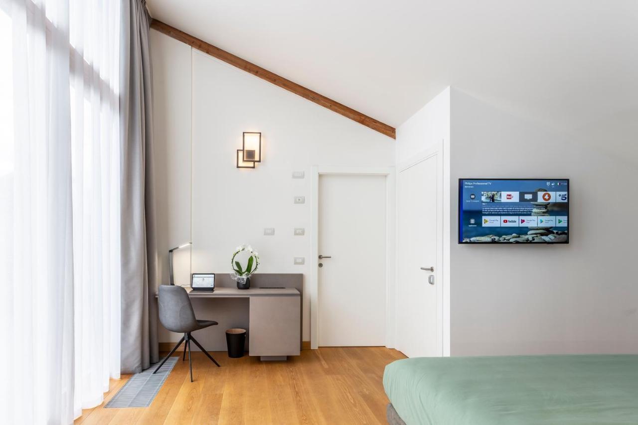 Habitat Guest House Trento Esterno foto